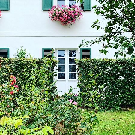 Isabelle'S Rosegarden Hotell Beckerich Exteriör bild