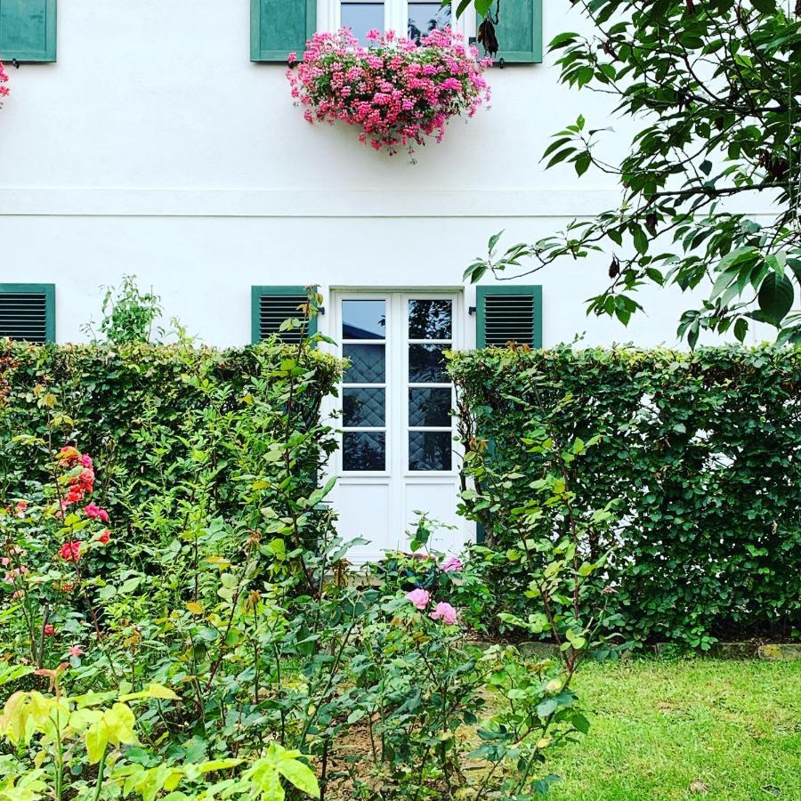 Isabelle'S Rosegarden Hotell Beckerich Exteriör bild